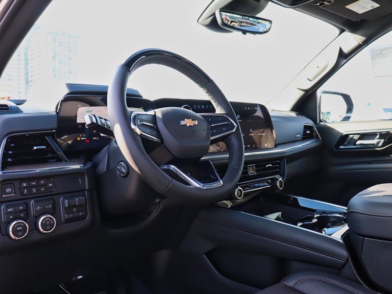 2026 Chevrolet Suburban 4WD 4dr High Country