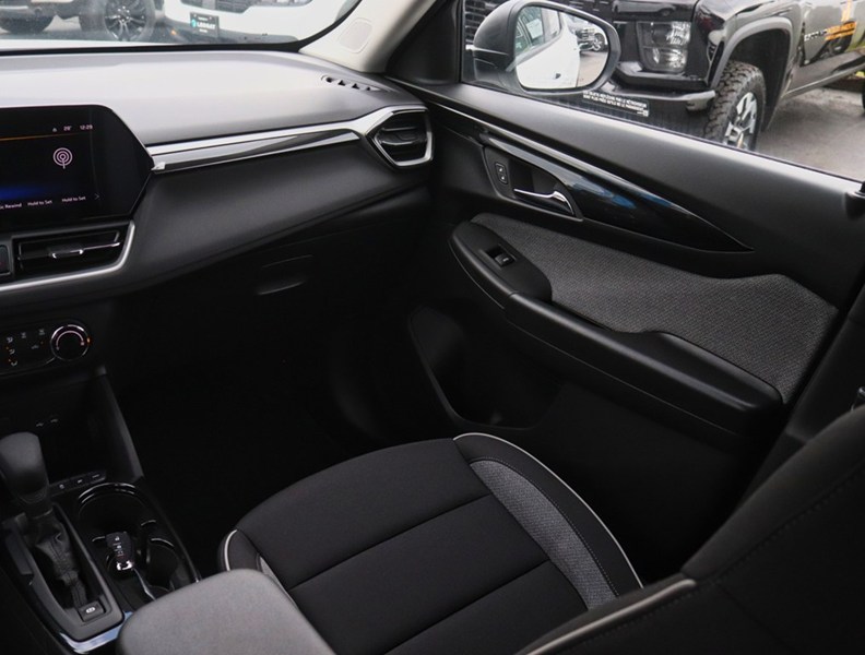 2026 Chevrolet Trailblazer AWD 4Dr LS