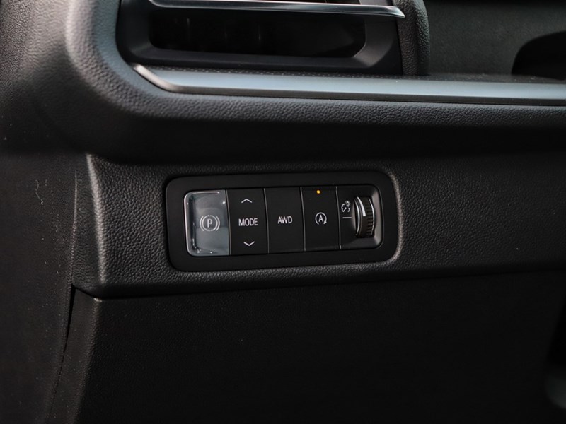 2026 Chevrolet Traverse AWD 4dr LT