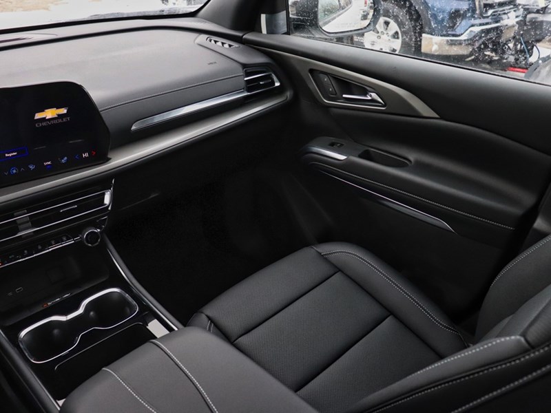 2026 Chevrolet Traverse AWD 4dr LT