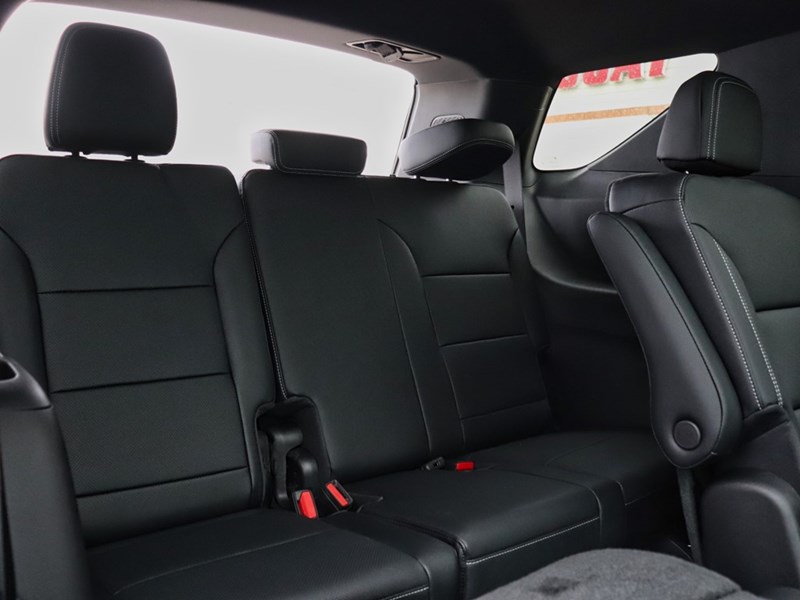 2026 Chevrolet Traverse AWD 4dr LT