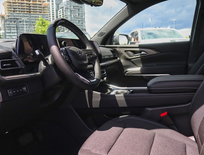 2026 Chevrolet Traverse AWD 4Dr LT