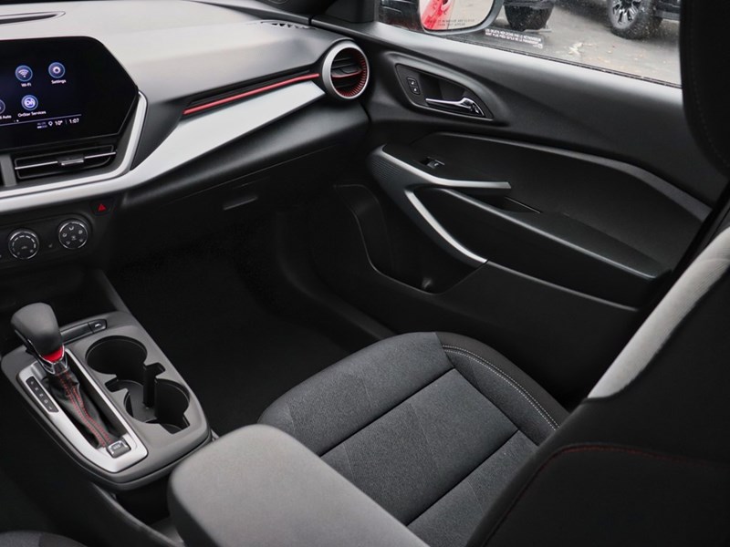 2026 Chevrolet Trax FWD 4dr LT