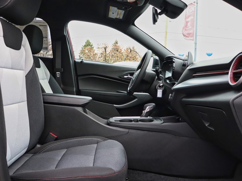 2026 Chevrolet Trax FWD 4dr LT