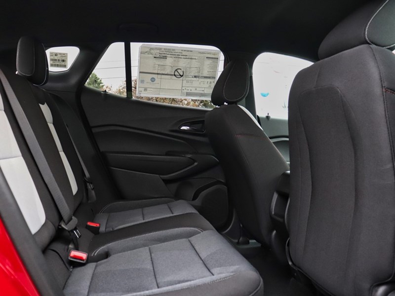 2026 Chevrolet Trax FWD 4dr LT