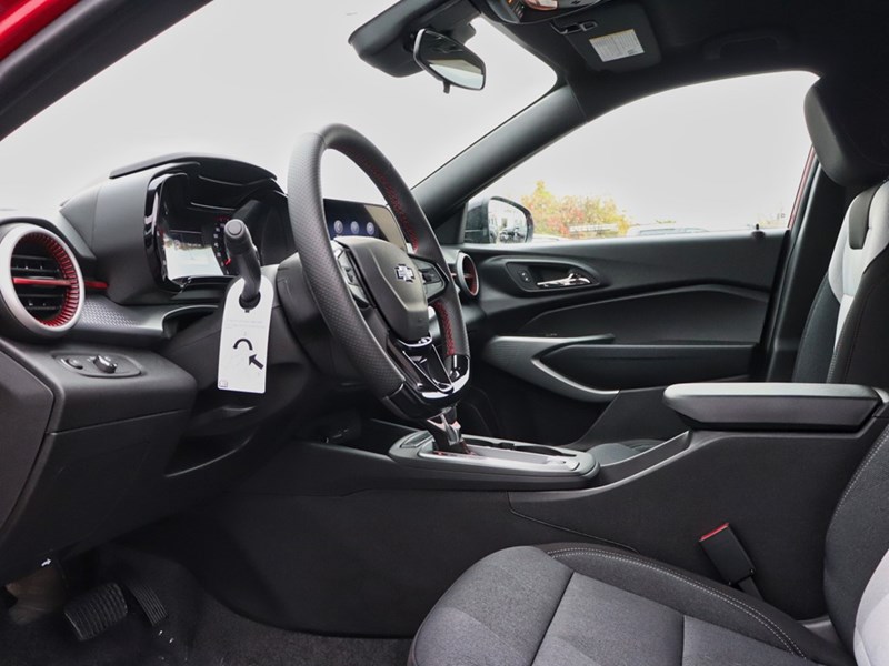 2026 Chevrolet Trax FWD 4dr LT