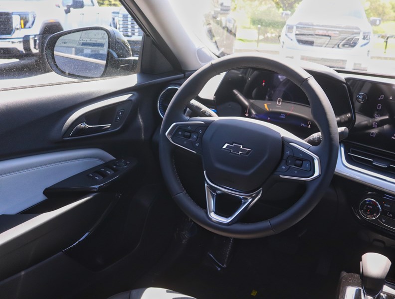 2026 Chevrolet Trax FWD 4Dr LT