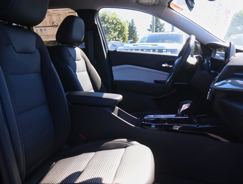 2026 Chevrolet Trax FWD 4Dr LT