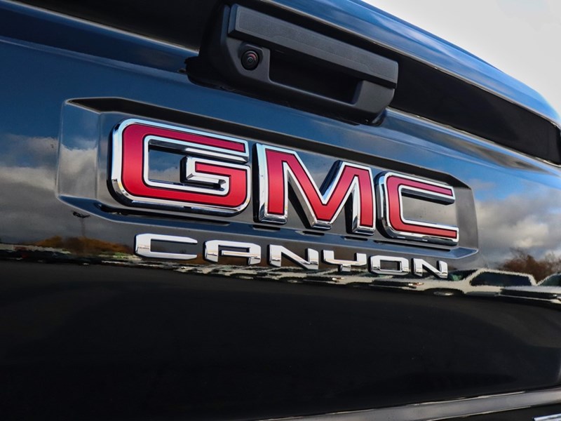 2026 GMC Canyon 4WD Crew Cab Elevation