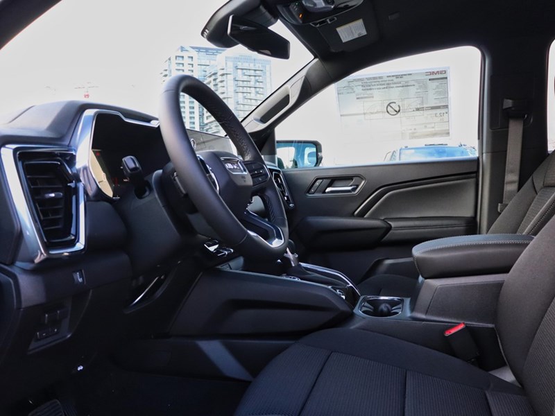 2026 GMC Canyon 4WD Crew Cab Elevation