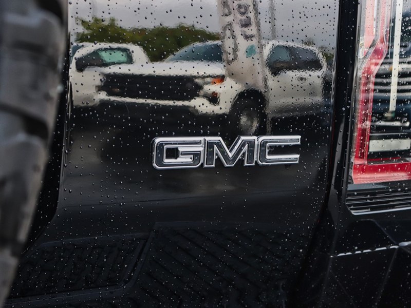 2026 GMC HUMMER EV SUV e4WD 4dr 2X w/1SF