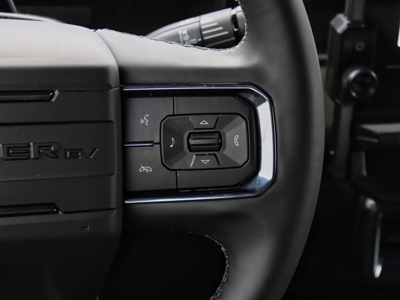 2026 GMC HUMMER EV SUV e4WD 4dr 2X w/1SF