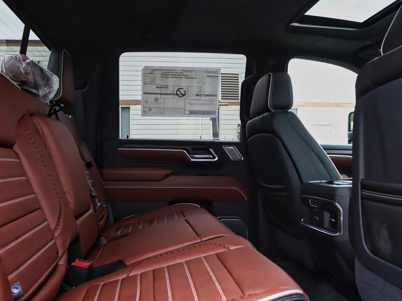 2026 GMC Sierra 2500HD 4WD Crew Cab 159