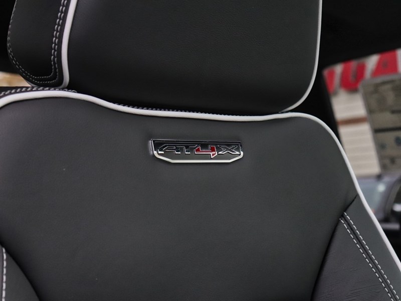 2026 GMC Sierra 2500HD 4WD Crew Cab 159