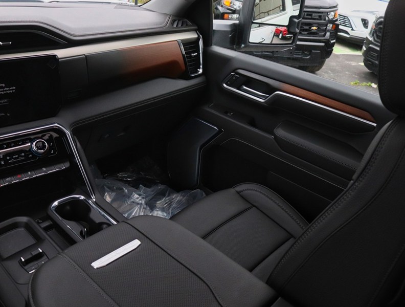 2026 Gmc Sierra 2500Hd 4WD Crew Cab 159