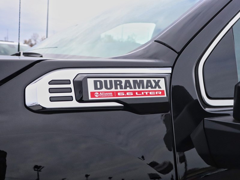 2026 GMC Sierra 3500HD 4WD Crew Cab 172