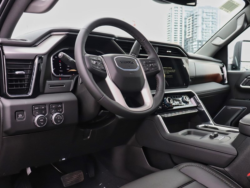 2026 GMC Sierra 3500HD 4WD Crew Cab 172