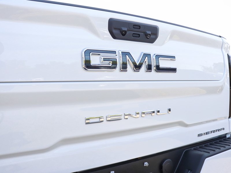 2026 GMC Sierra 2500HD 4WD Crew Cab 159