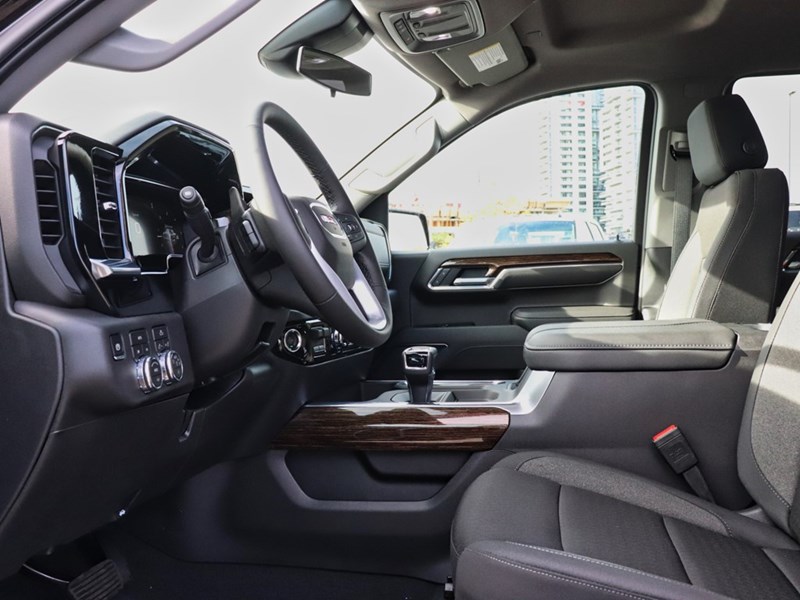 2026 GMC Sierra 1500 4WD Crew Cab 147