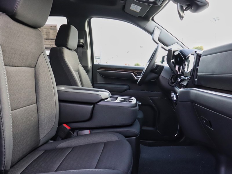 2026 GMC Sierra 1500 4WD Crew Cab 147