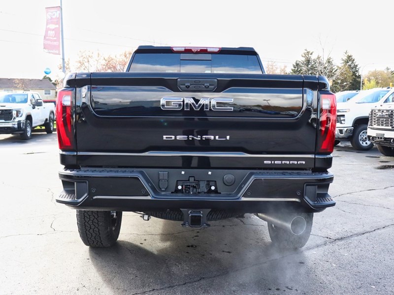 2026 GMC Sierra 2500HD 4WD Crew Cab 159