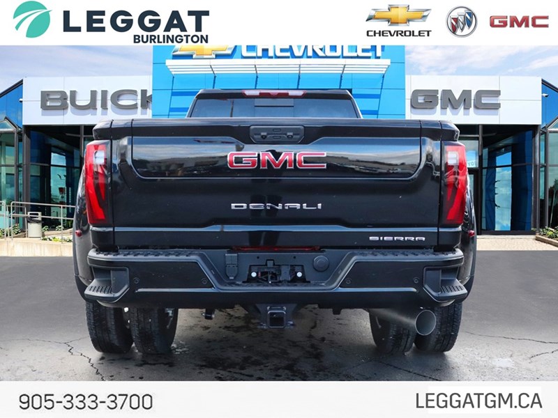 2026 GMC Sierra 3500HD 4WD Crew Cab 172