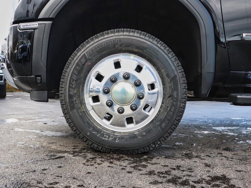 2026 GMC Sierra 3500HD 4WD Crew Cab 172