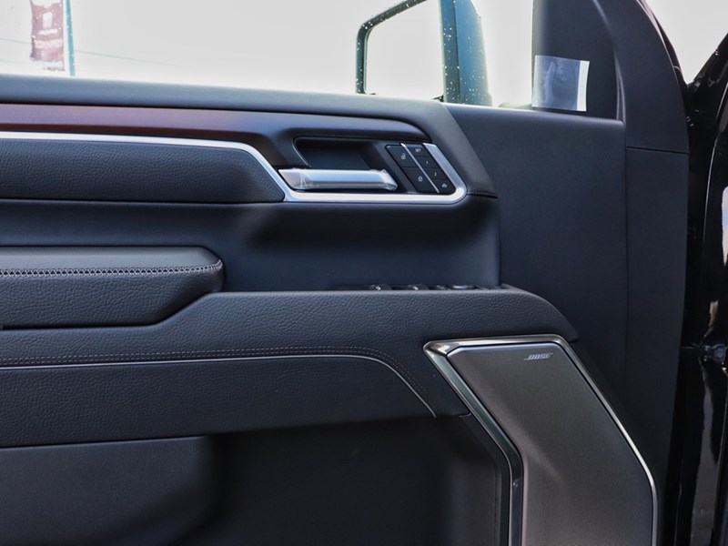 2026 GMC Sierra 3500HD 4WD Crew Cab 172