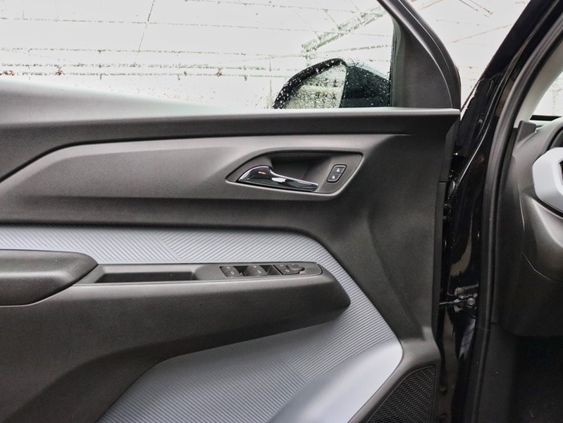 2027 Chevrolet Bolt FWD 4Dr RS
