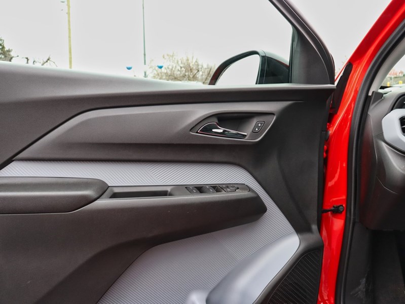 2027 Chevrolet Bolt FWD 4Dr RS