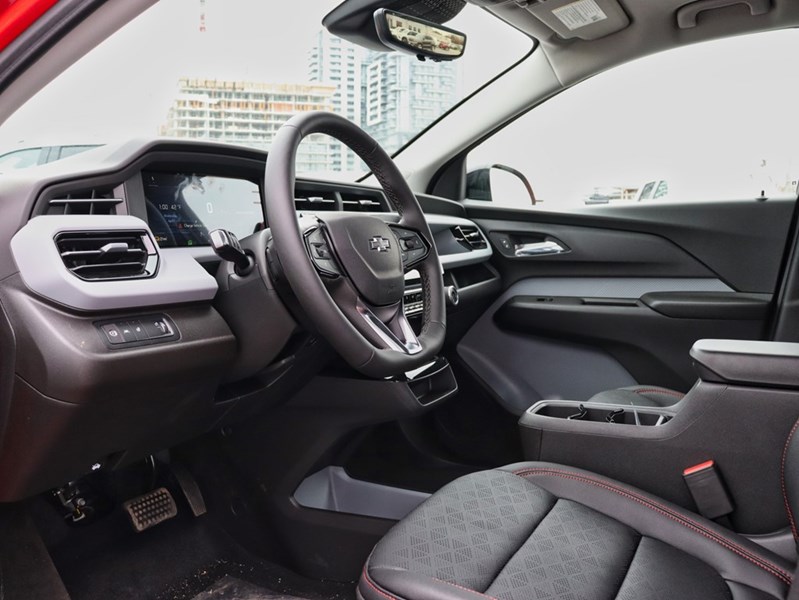 2027 Chevrolet Bolt FWD 4Dr RS