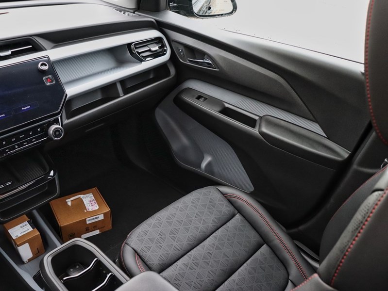 2027 Chevrolet Bolt FWD 4Dr RS