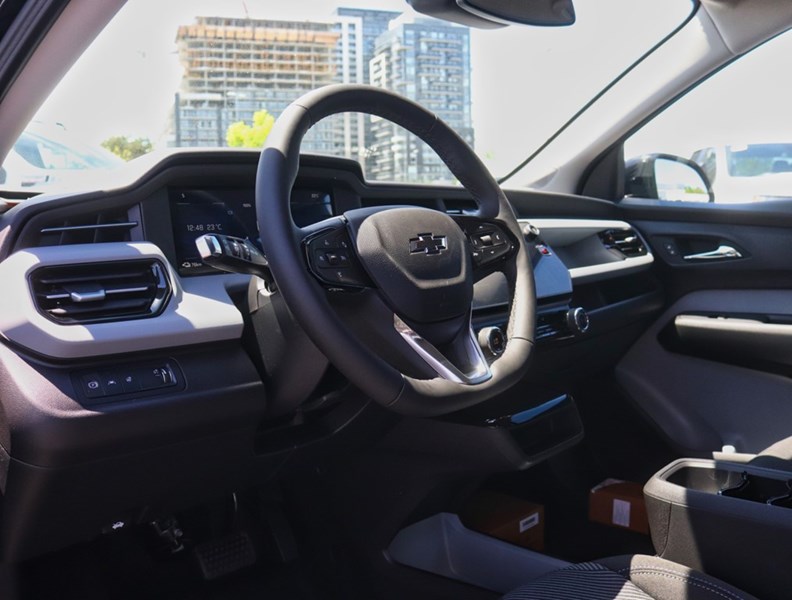 2027 Chevrolet Bolt FWD 4Dr LT