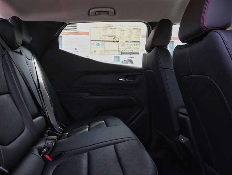 2027 Chevrolet Bolt FWD 4Dr RS