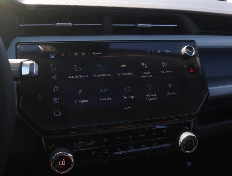 2027 Chevrolet Bolt FWD 4Dr RS