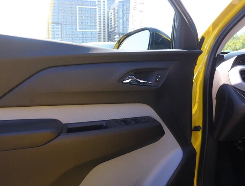 2027 Chevrolet Bolt FWD 4Dr RS