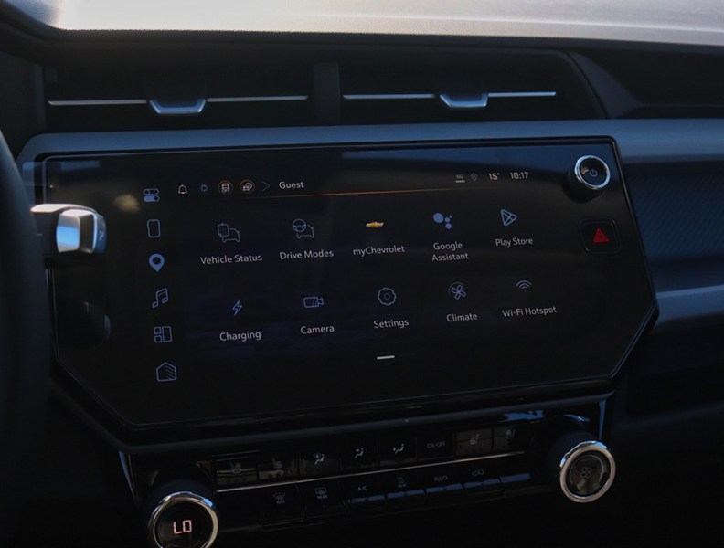 2027 Chevrolet Bolt FWD 4Dr LT