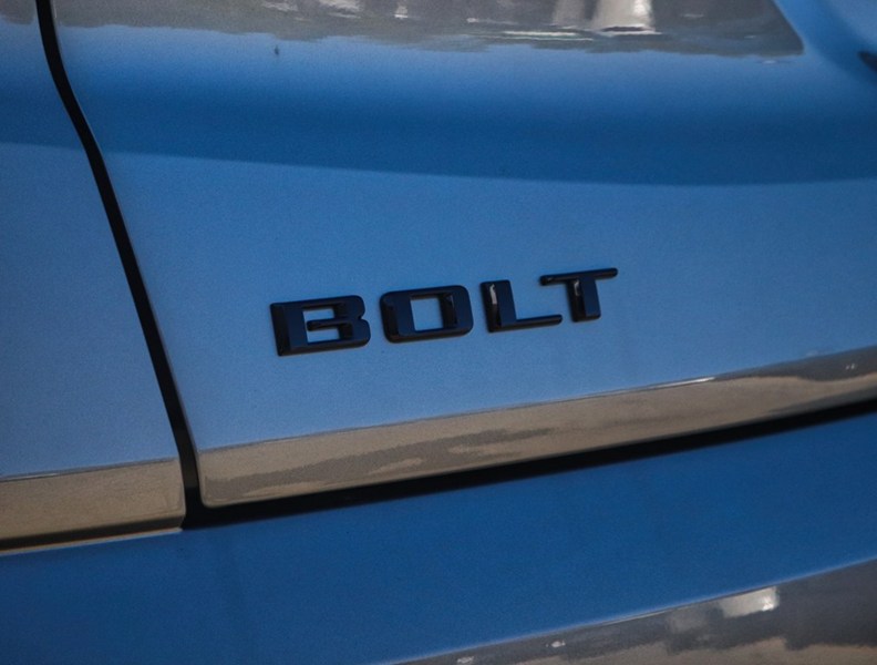 2027 Chevrolet Bolt FWD 4Dr RS