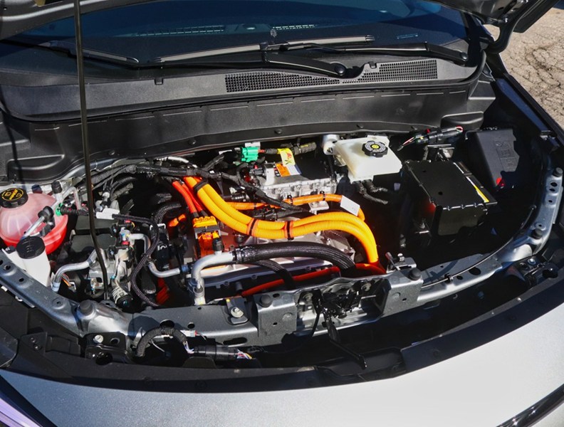 2027 Chevrolet Bolt FWD 4Dr RS