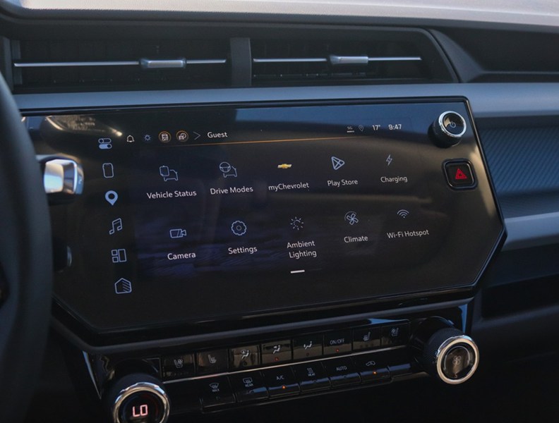 2027 Chevrolet Bolt FWD 4Dr RS