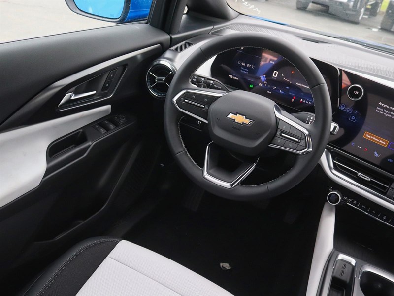 2027 Chevrolet Equinox Ev 4Dr Lt2 W/Pde