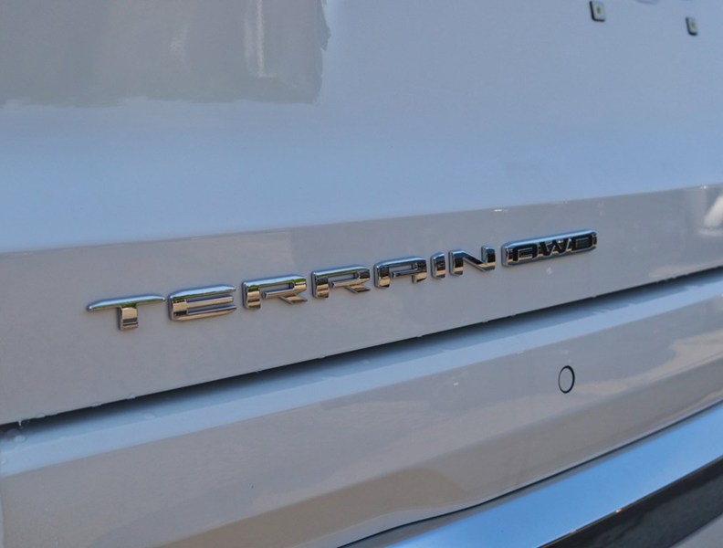 2027 Gmc Terrain AWD 4Dr Denali