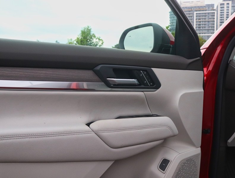 2027 Gmc Terrain AWD 4Dr Denali
