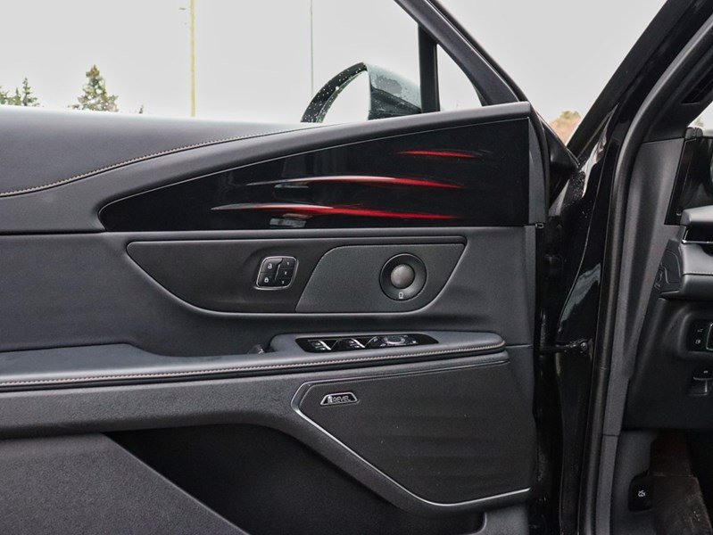 2024 Lincoln Nautilus Reserve | AWD | 1Owner | Cleancarfax | Only31000km