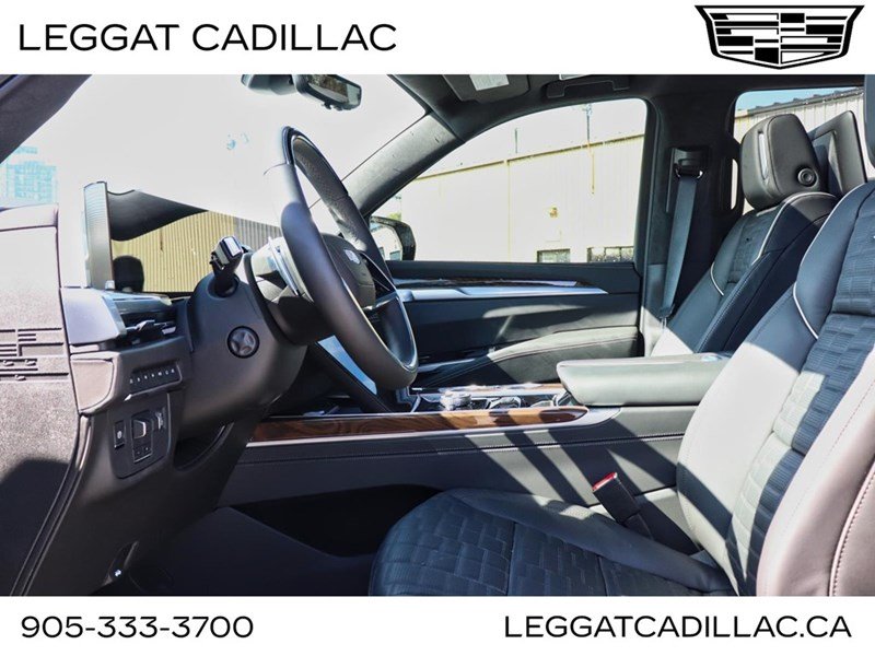 2025 Cadillac Escalade 4WD 4Dr Premium Luxury Platinum
