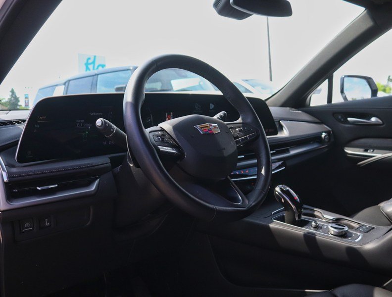 2025 Cadillac Xt4 AWD 4Dr Premium Luxury