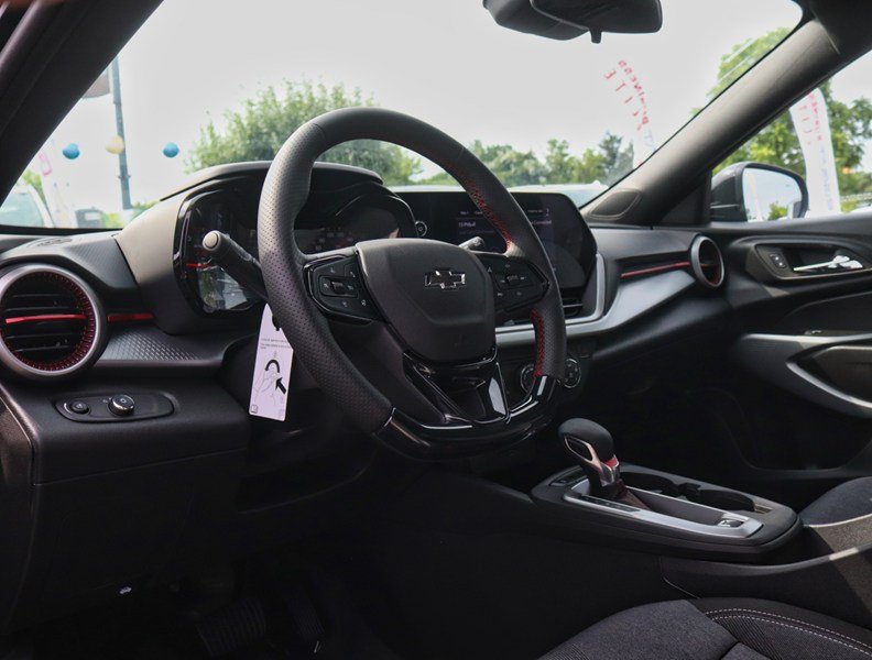 2026 Chevrolet Trax FWD 4Dr 1Rs