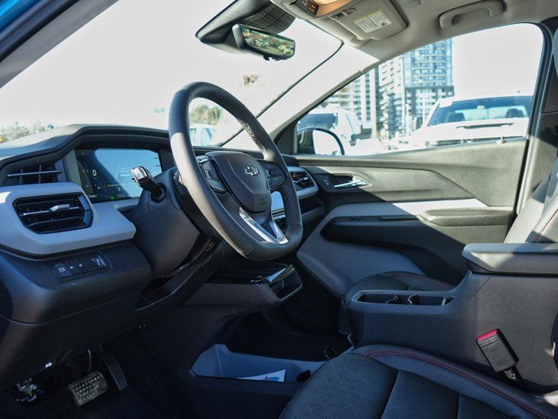 2027 Chevrolet Bolt FWD 4Dr RS