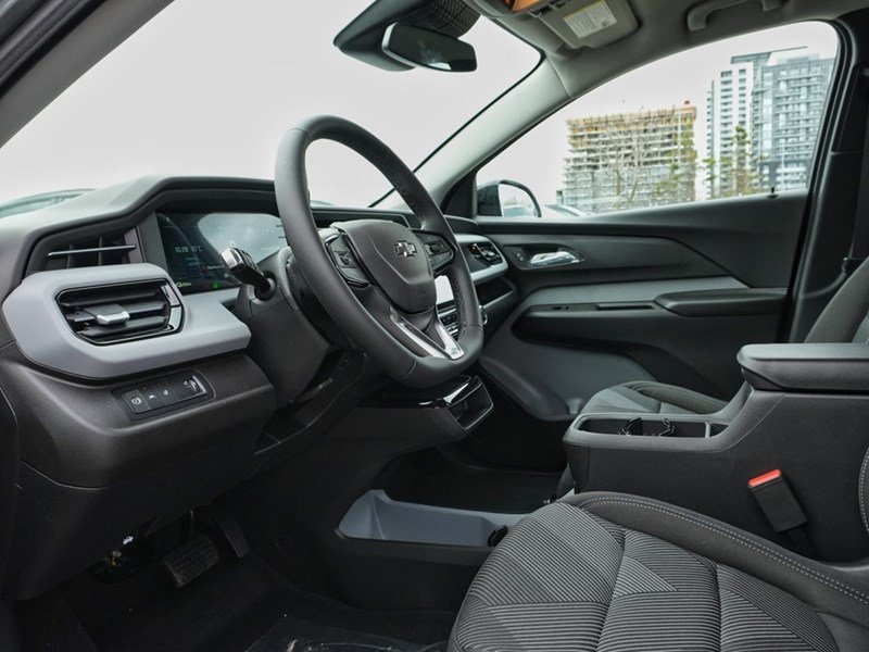 2027 Chevrolet Bolt FWD 4Dr LT