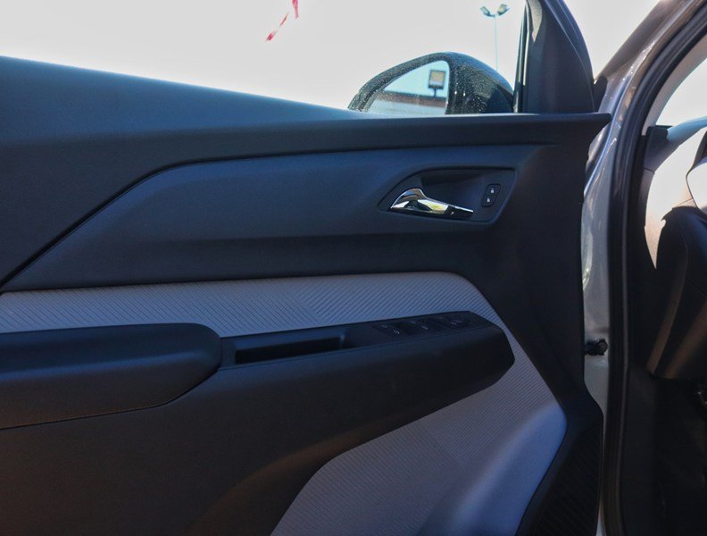 2027 Chevrolet Bolt FWD 4Dr RS